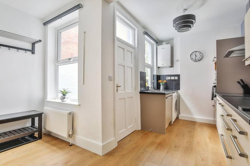 Refurbished Plush Property Great Transport Links Sheffield Kültér fotó