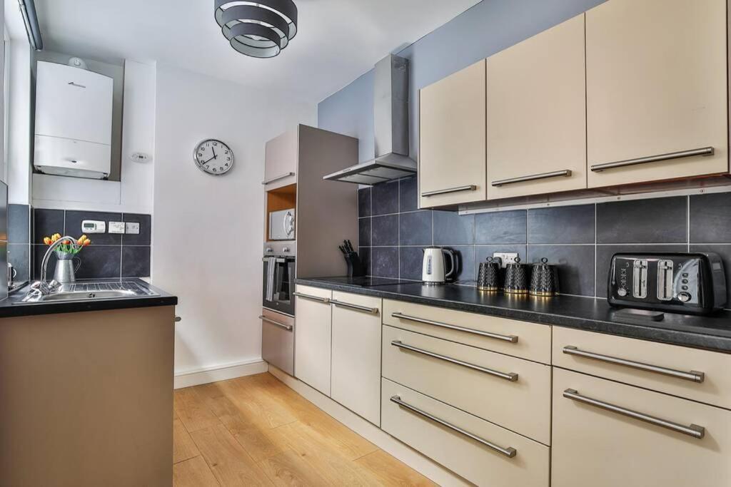 Refurbished Plush Property Great Transport Links Sheffield Kültér fotó
